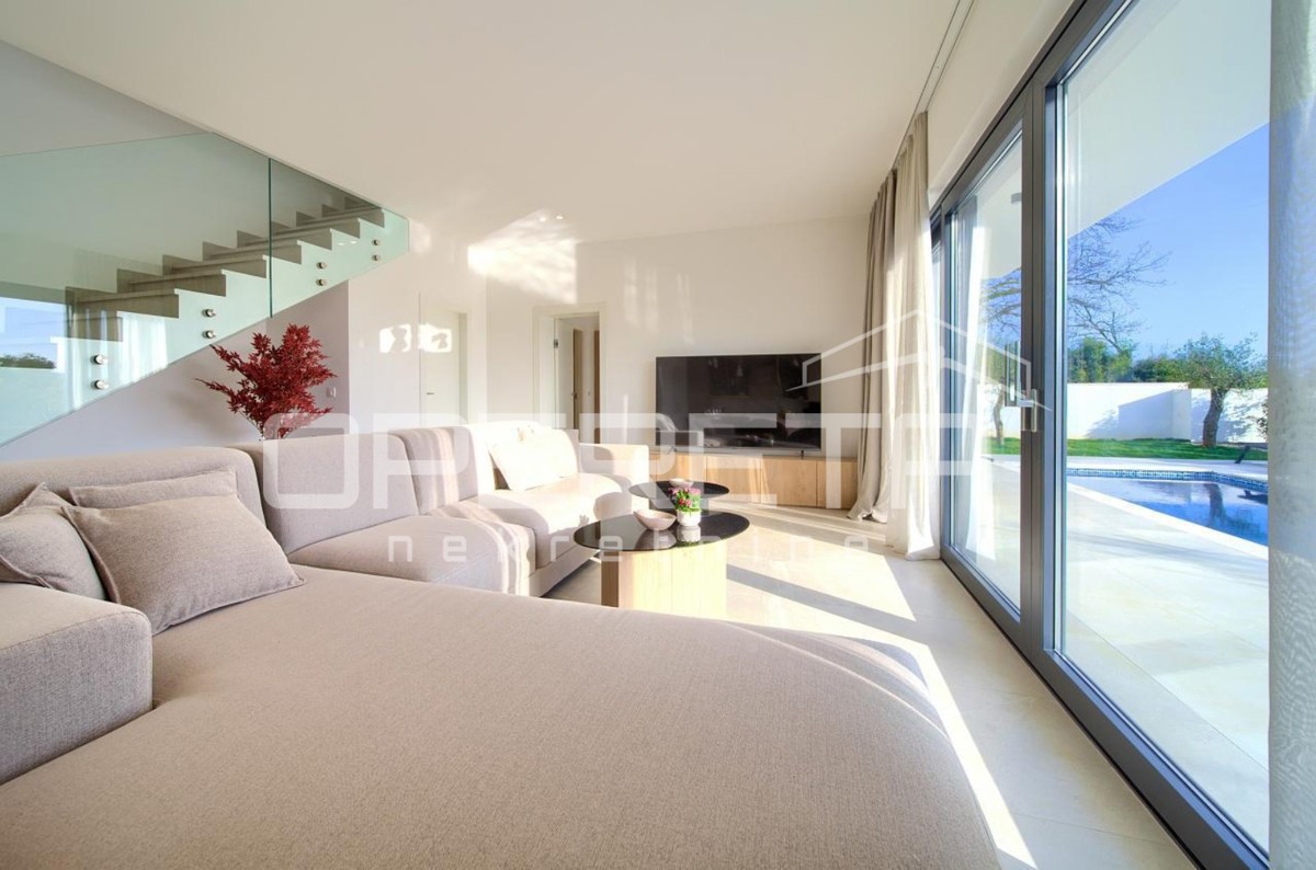 Vendita, Casa, Krk, Linardići , Indipendente, 255m2