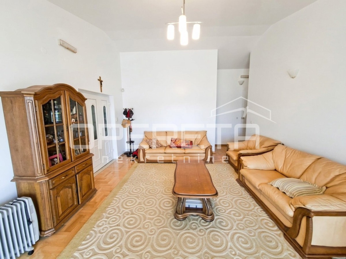 Casa appartamento vicino al mare, Zablaće