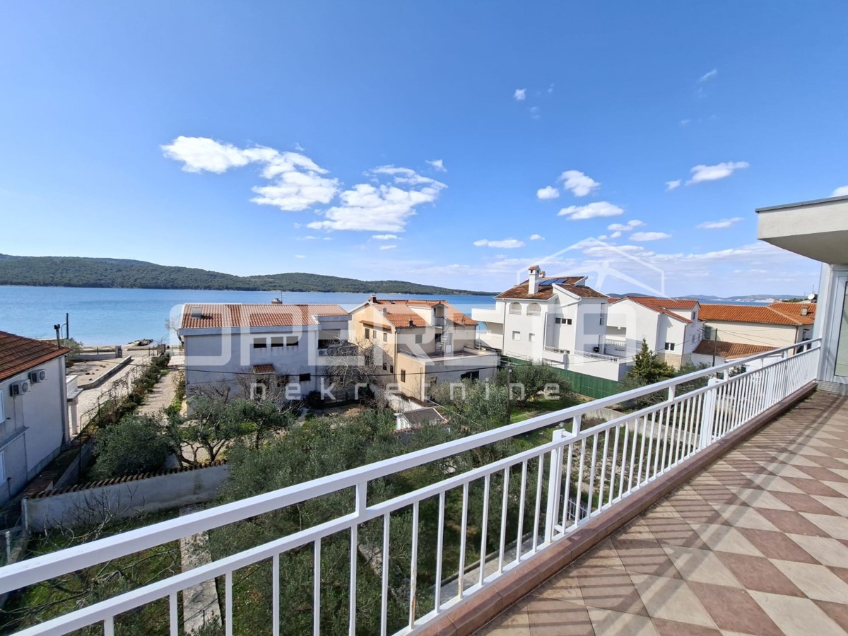 Casa appartamento vicino al mare, Zablaće