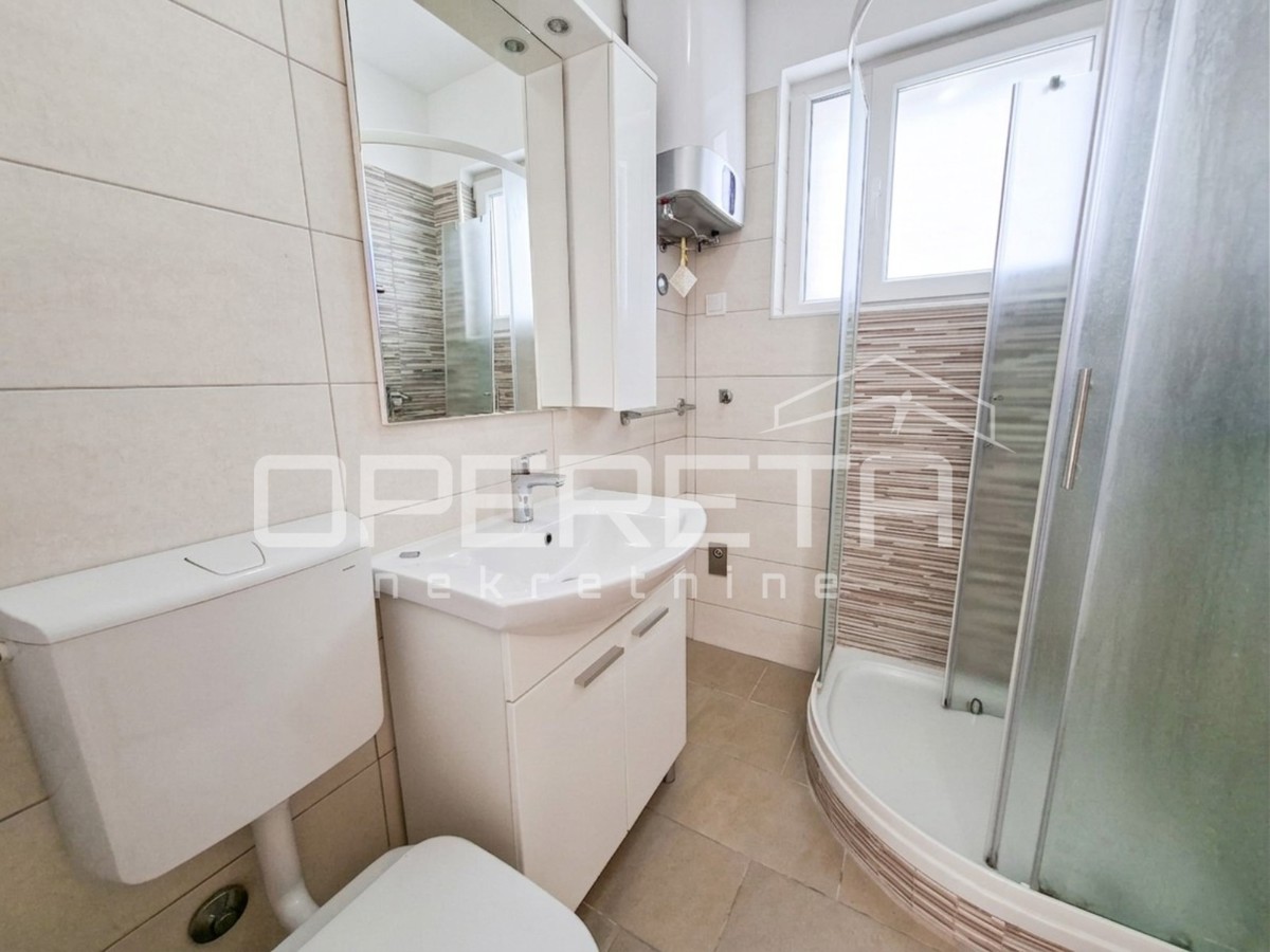 Casa appartamento vicino al mare, Zablaće