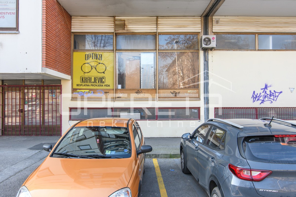 Vendita, Locale su strada, Volovčica, Trg Stjepana Konzula, 57m2