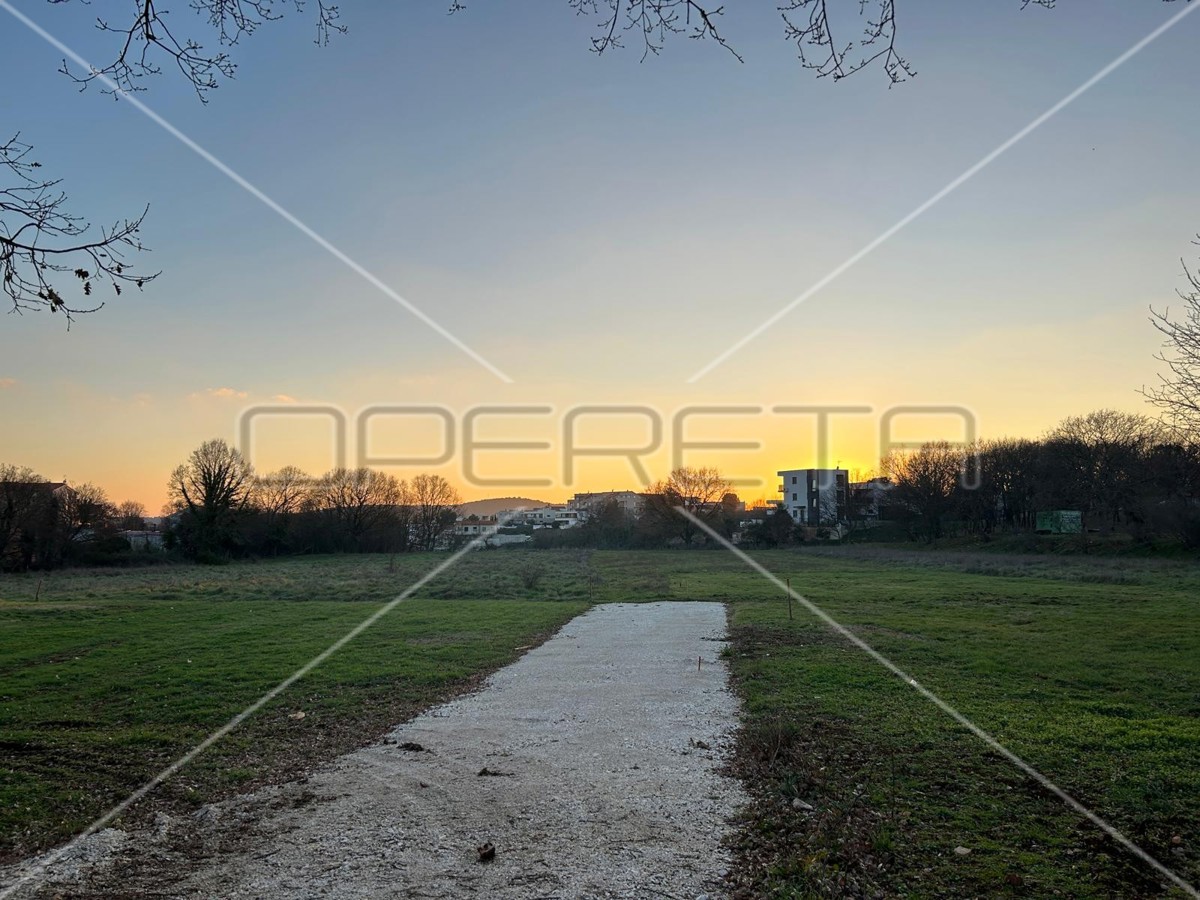 Terreno edificabile Medulin 622m2