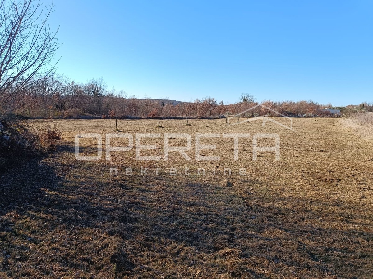Žminj, Žminj, 3.909,00 m2, 175.900,00 EUR