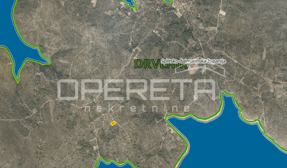 Drvenik Veliki – terreno edificabile con grande potenziale!