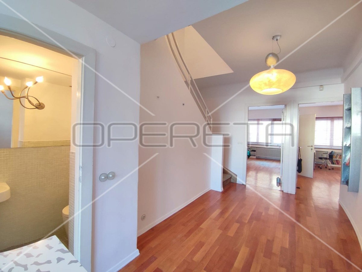 Vendita, Appartamento, Donji grad, Martićeva, Grande, 175m2