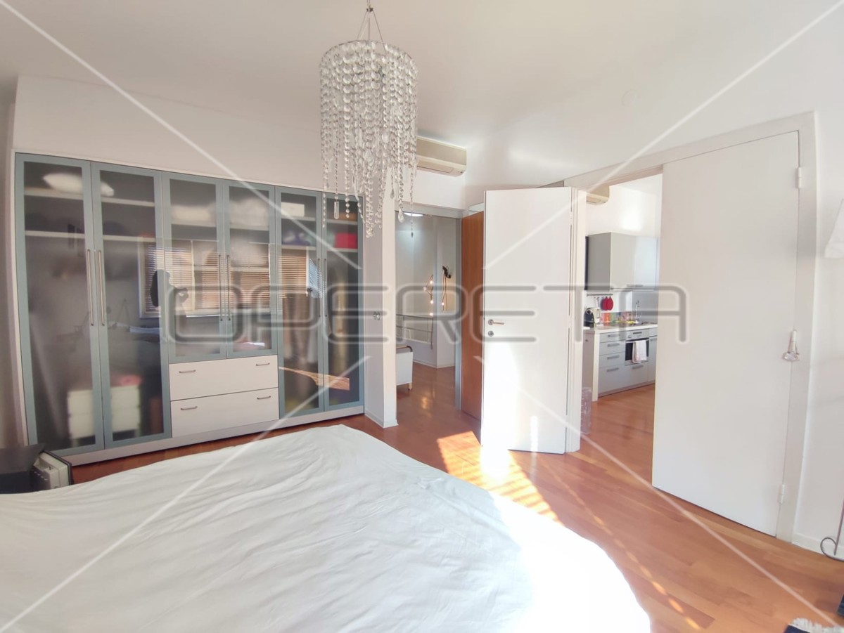 Vendita, Appartamento, Donji grad, Martićeva, Grande, 175m2