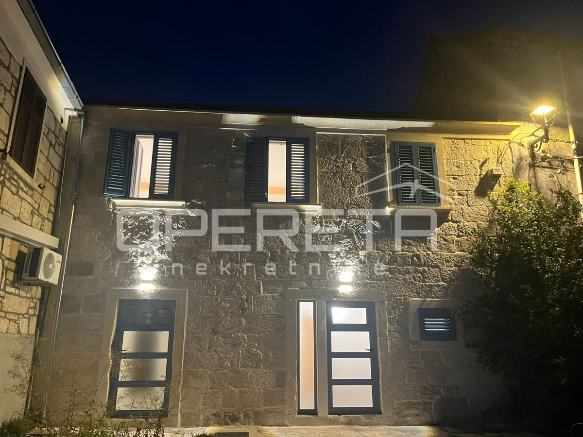 Grazioso monolocale con terrazza a Korčula