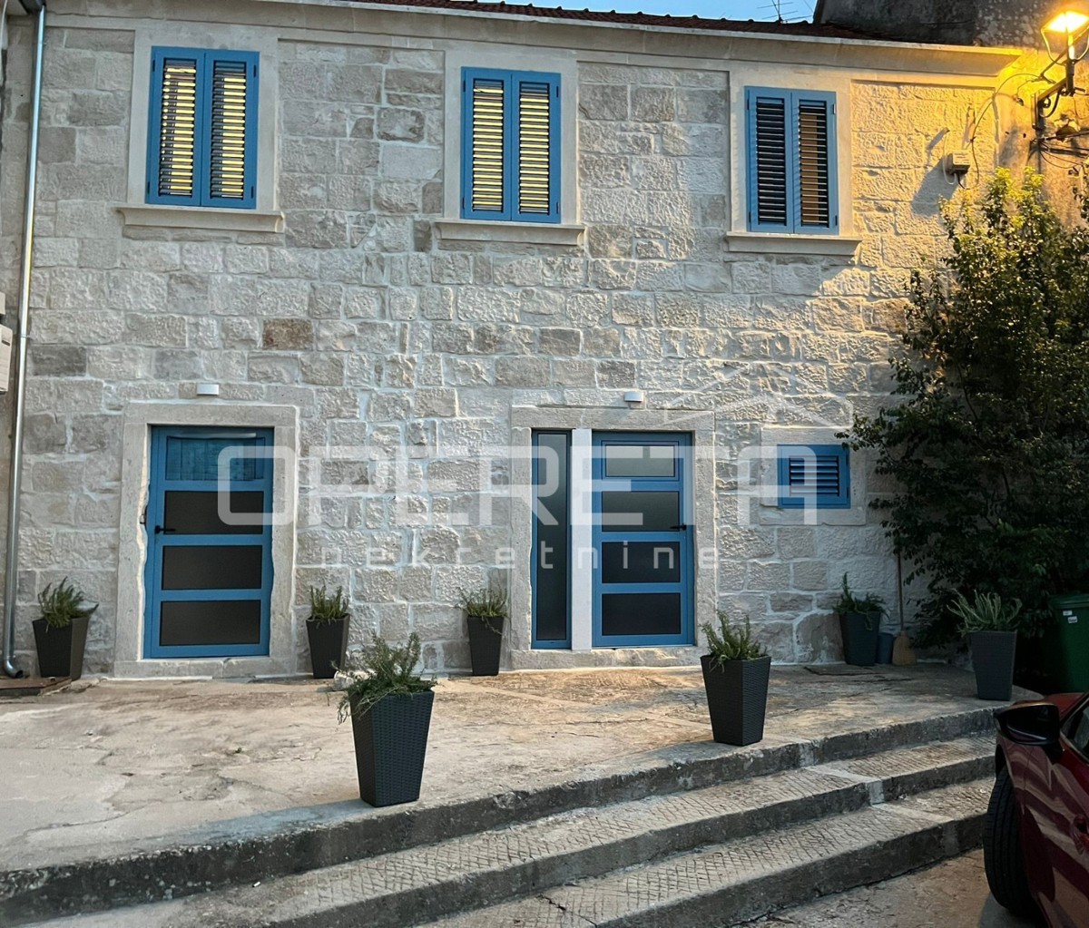 Grazioso monolocale con terrazza a Korčula