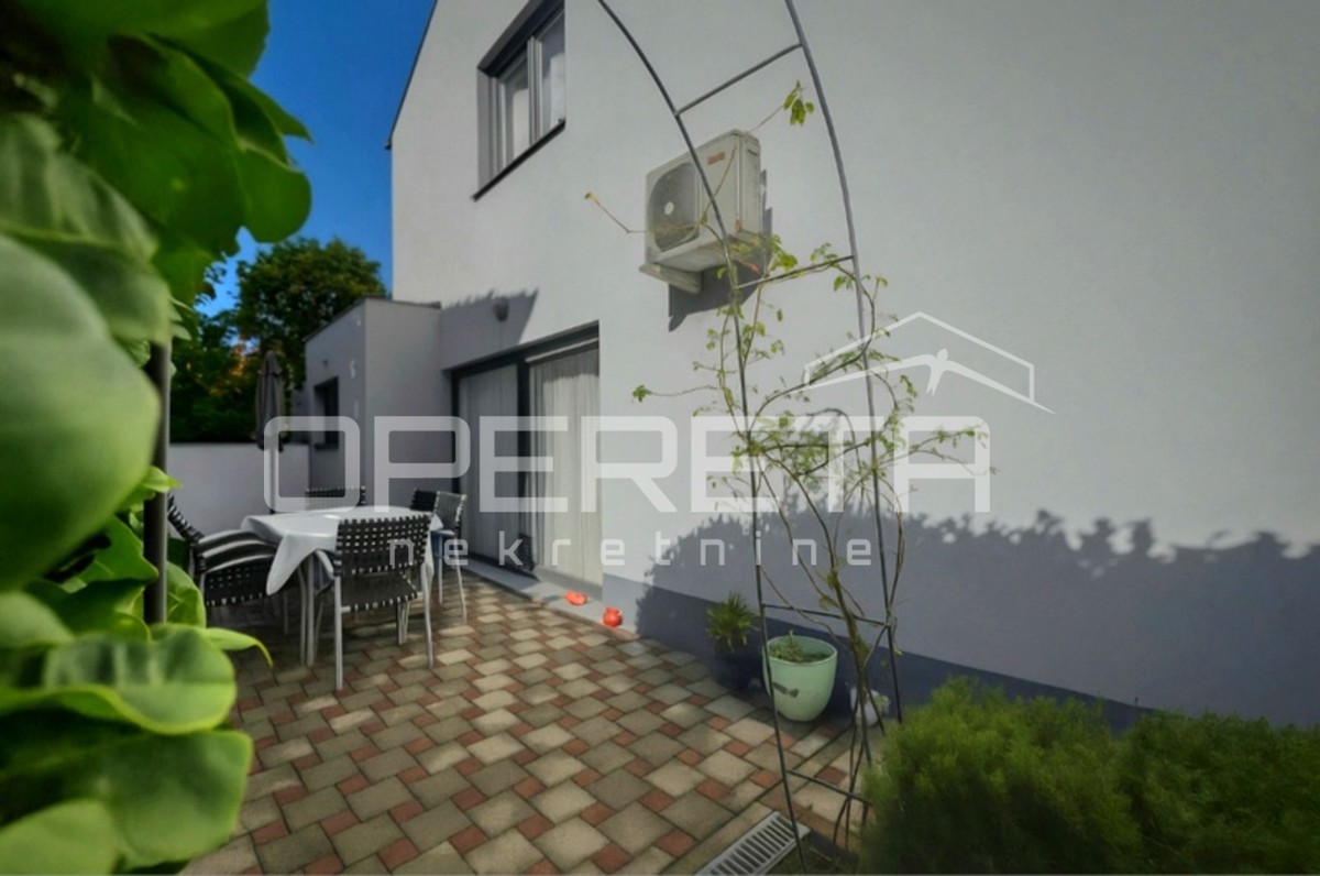 Vendita, Appartamento, Gajnice, Gajnice, 4,5l, 140m2