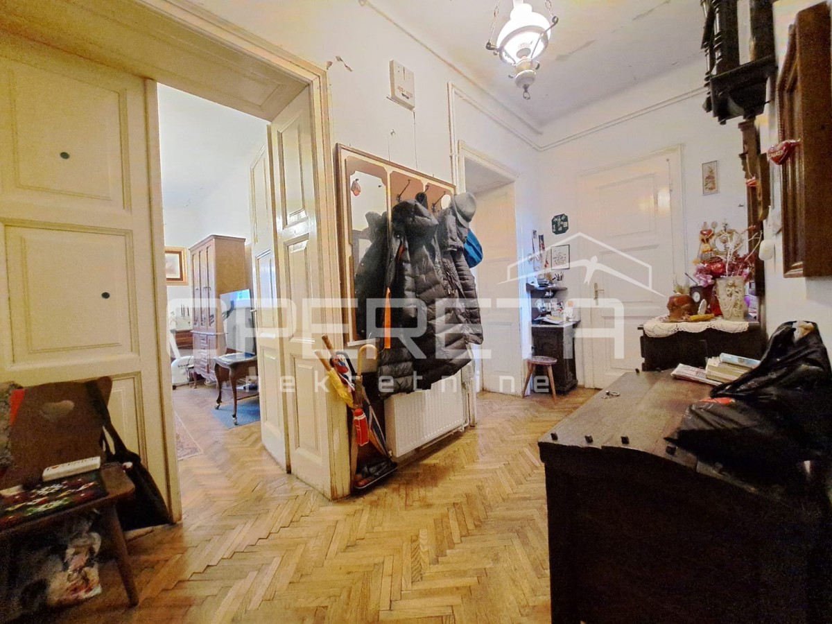 Vendita, Appartamento, Centar, Smičiklasova   , 3l, 75m2