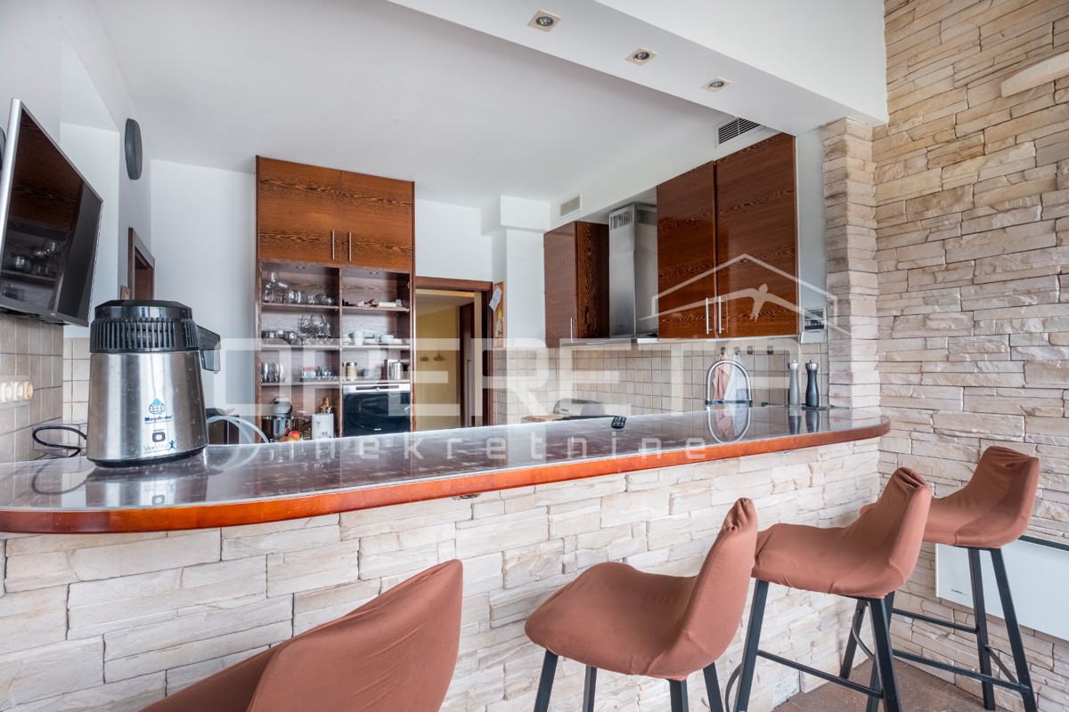 Vendita, Appartamento, Gračani, Jazbina, Grande, 157m2