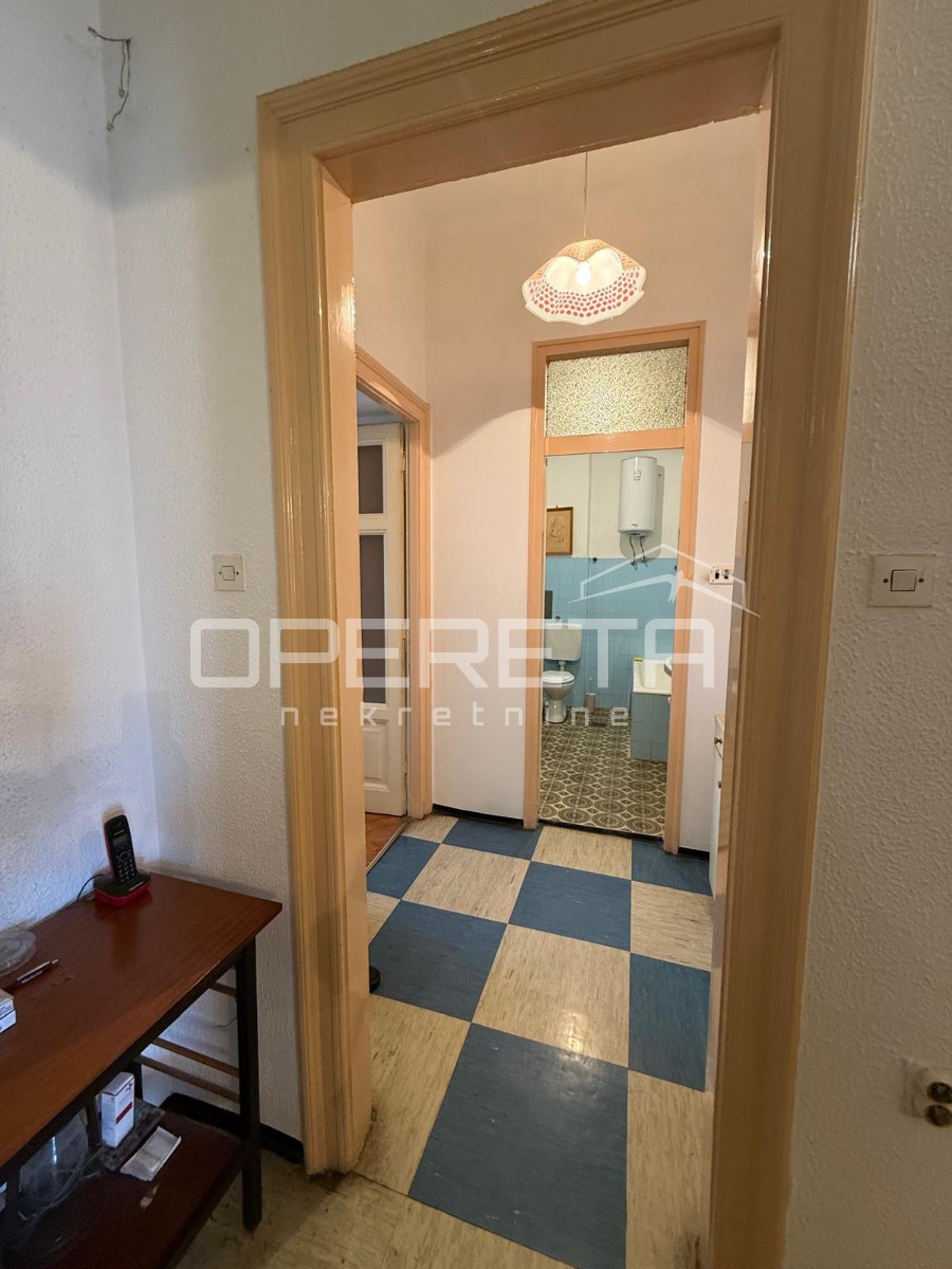 Appartamento di sei stanze nel centro di Fiume