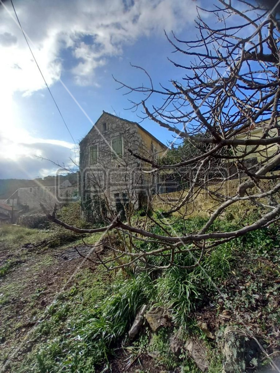 HVAR, Dol, Casa in vendita