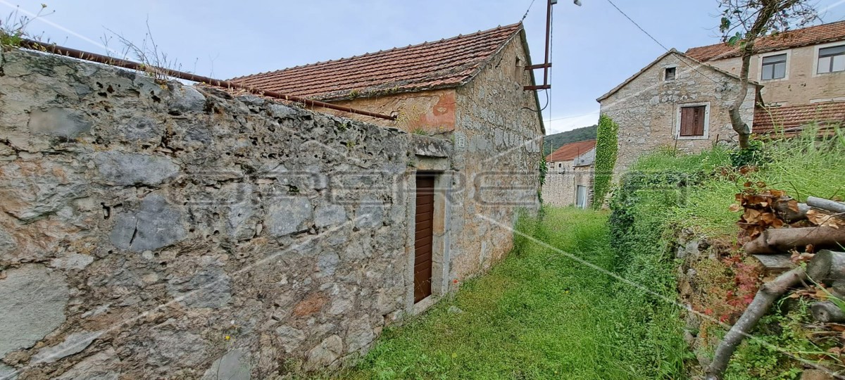 HVAR, Dol, Casa in vendita