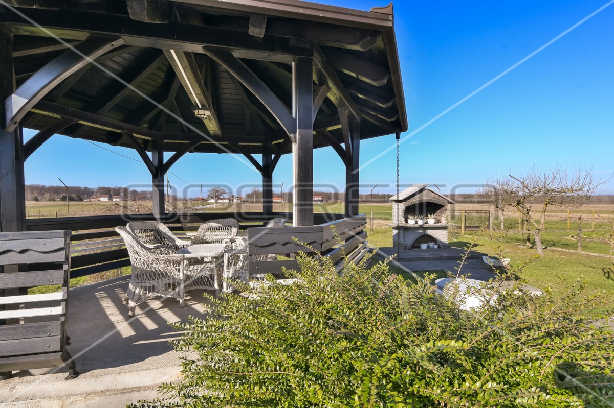 Vendita, Casa, Dragonožec, Trpučanska, Indipendente, 300m2