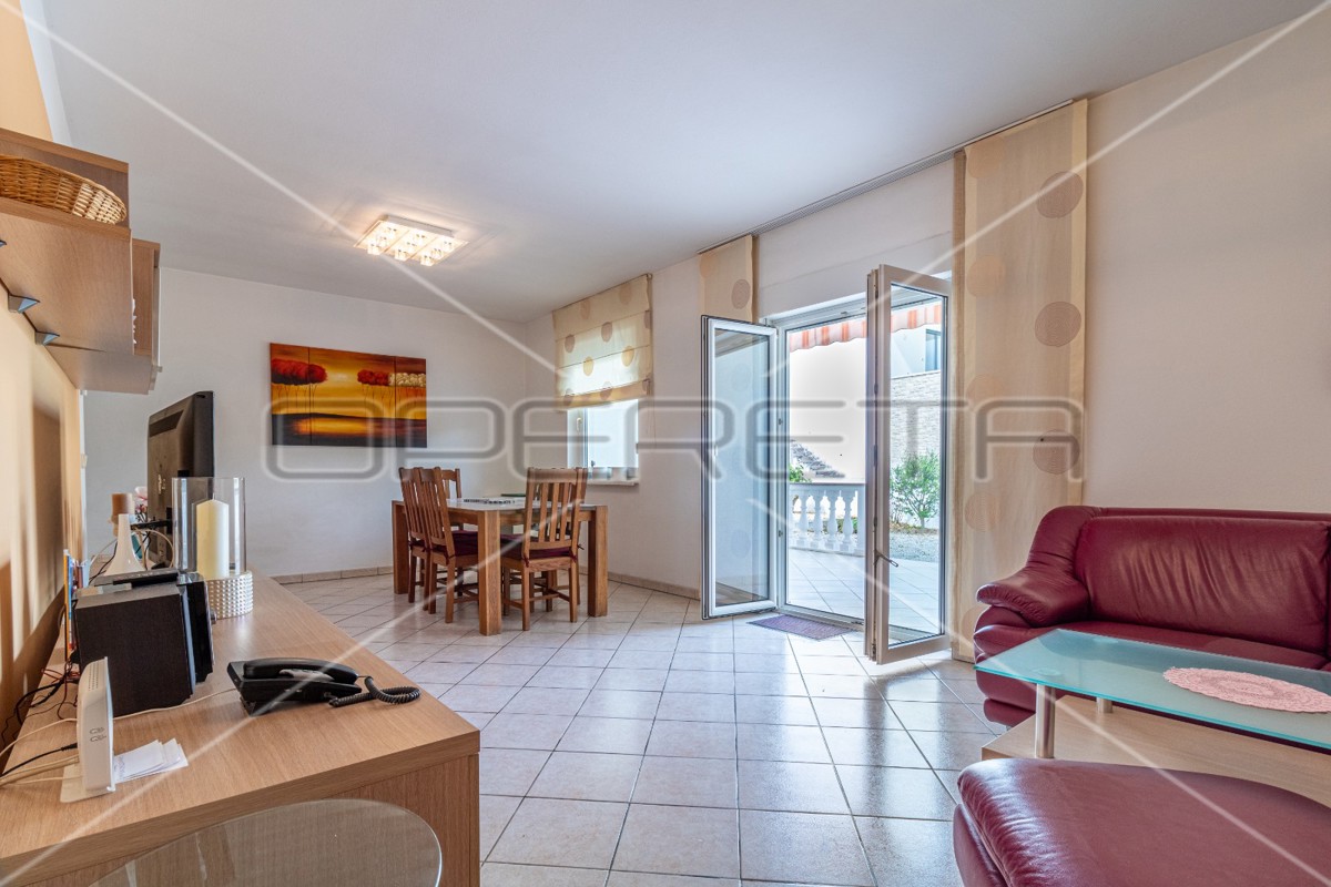 Vendita, Casa, Poreč, Funtana, Indipendente, 370m2