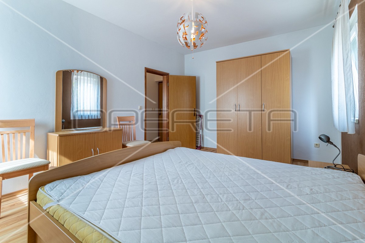 Vendita, Casa, Poreč, Funtana, Indipendente, 370m2