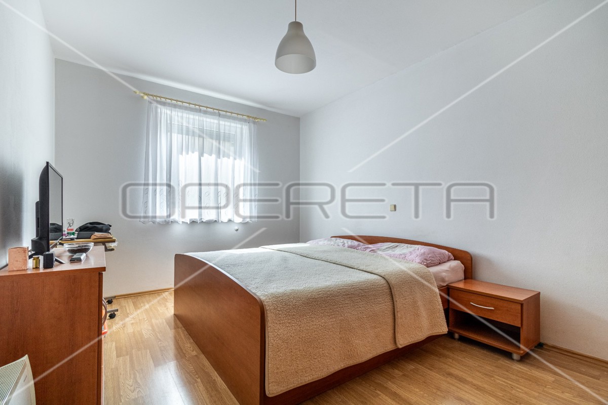 Vendita, Casa, Poreč, Funtana, Indipendente, 370m2