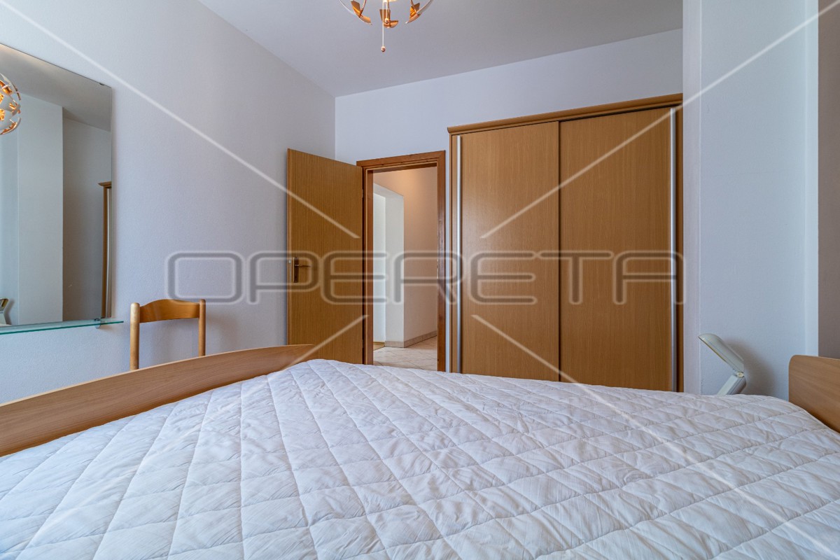 Vendita, Casa, Poreč, Funtana, Indipendente, 370m2