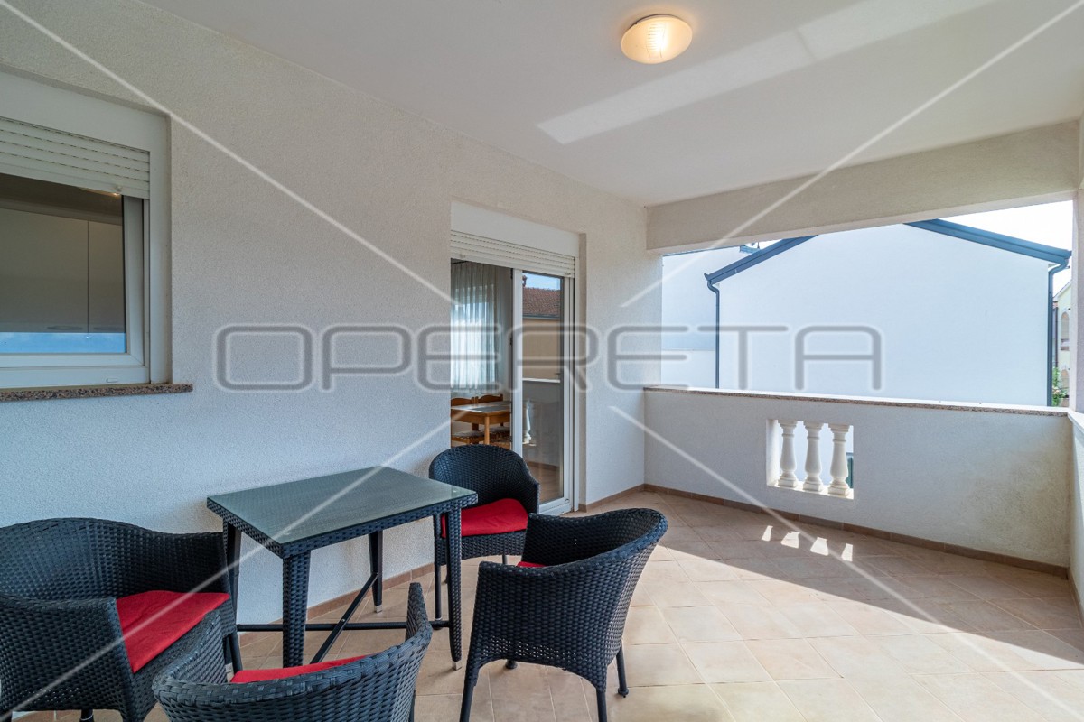 Vendita, Casa, Poreč, Funtana, Indipendente, 370m2