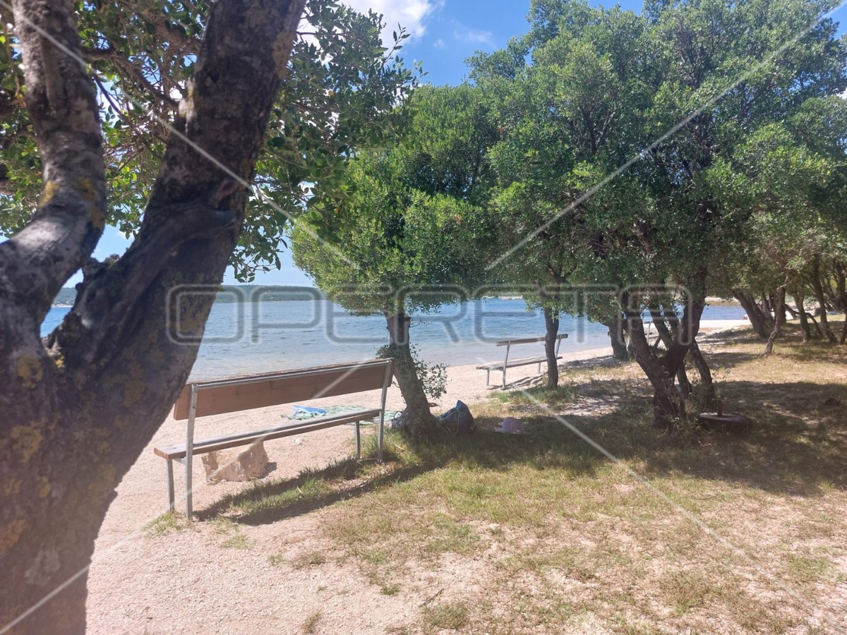 Casa con 2 appartamenti, garage, vista, 300 m dal mare, Kruševo, 233 m2,