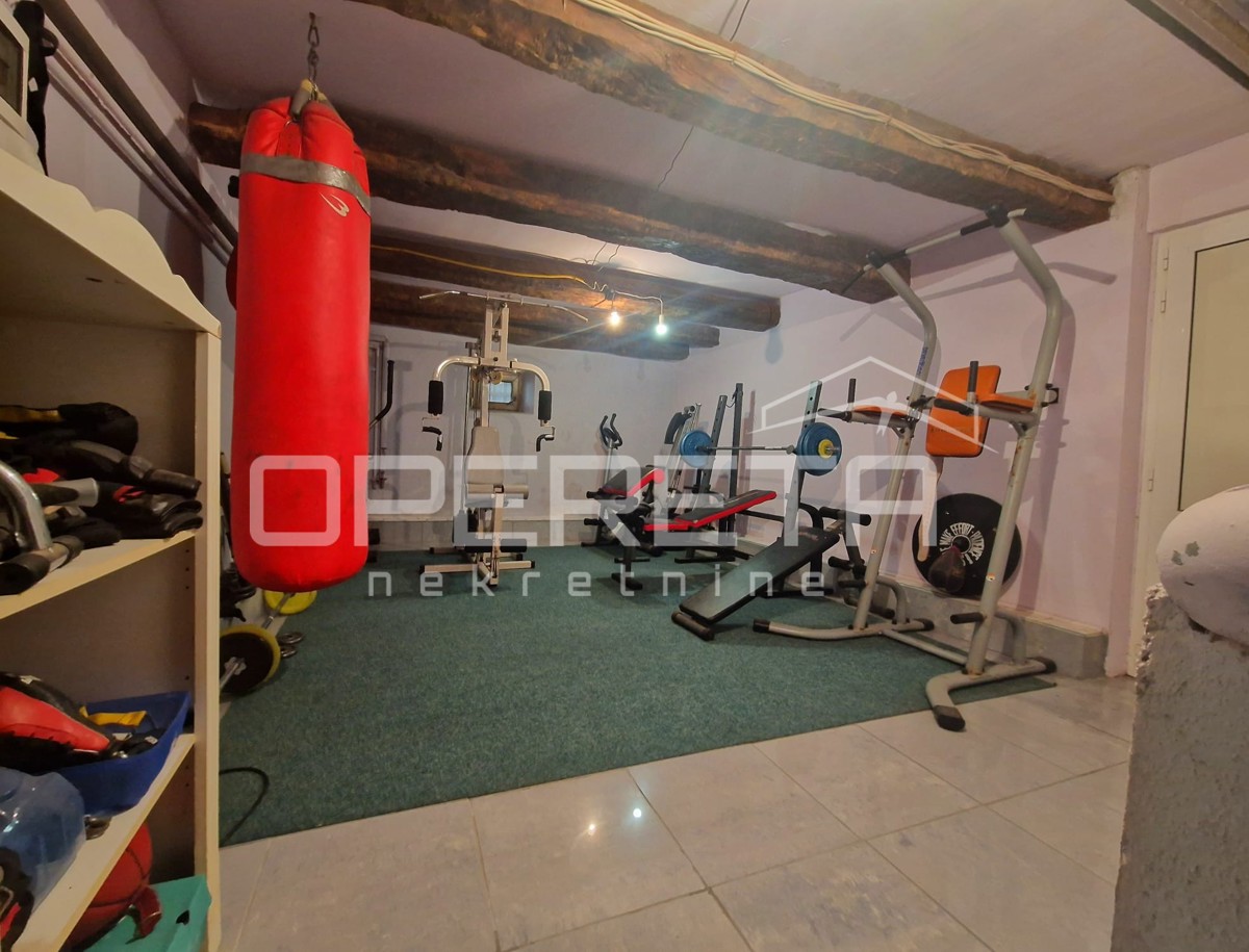 Vendita, Casa, Centar, Ulica Franje Tuđmana, Indipendente, 430m2