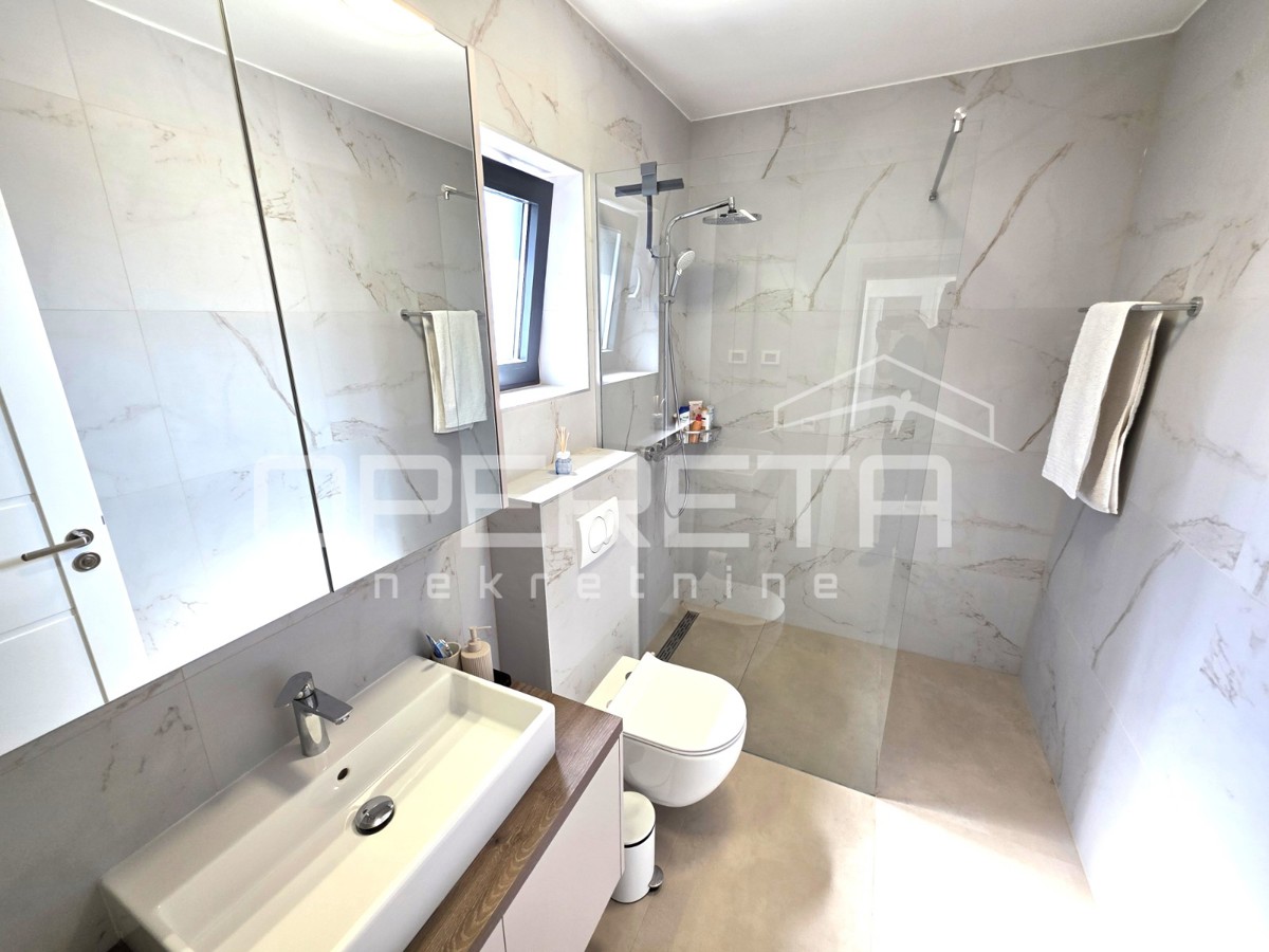 Vendita, Casa, Kožino, Put Velikog mula, Edificio doppio, 197m2