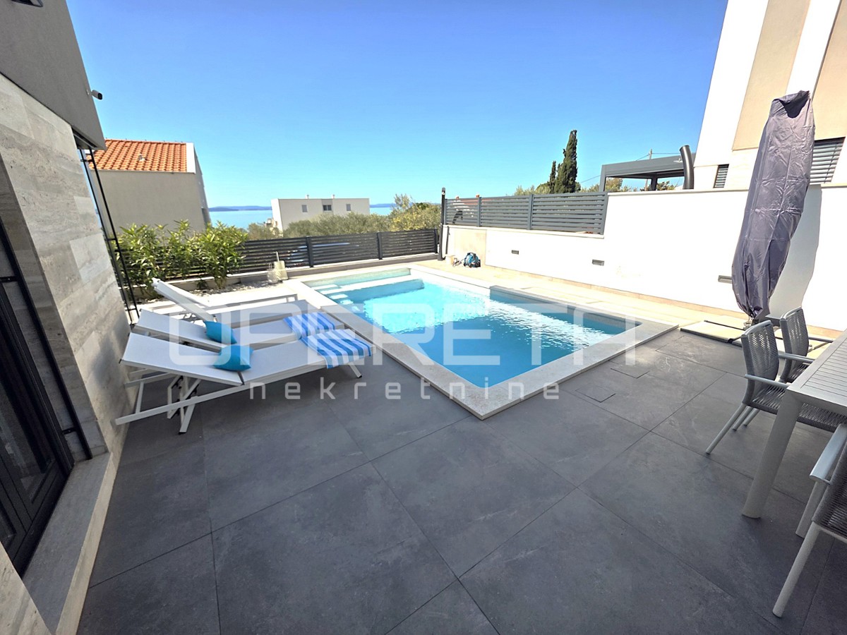 Vendita, Casa, Kožino, Put Velikog mula, Edificio doppio, 197m2