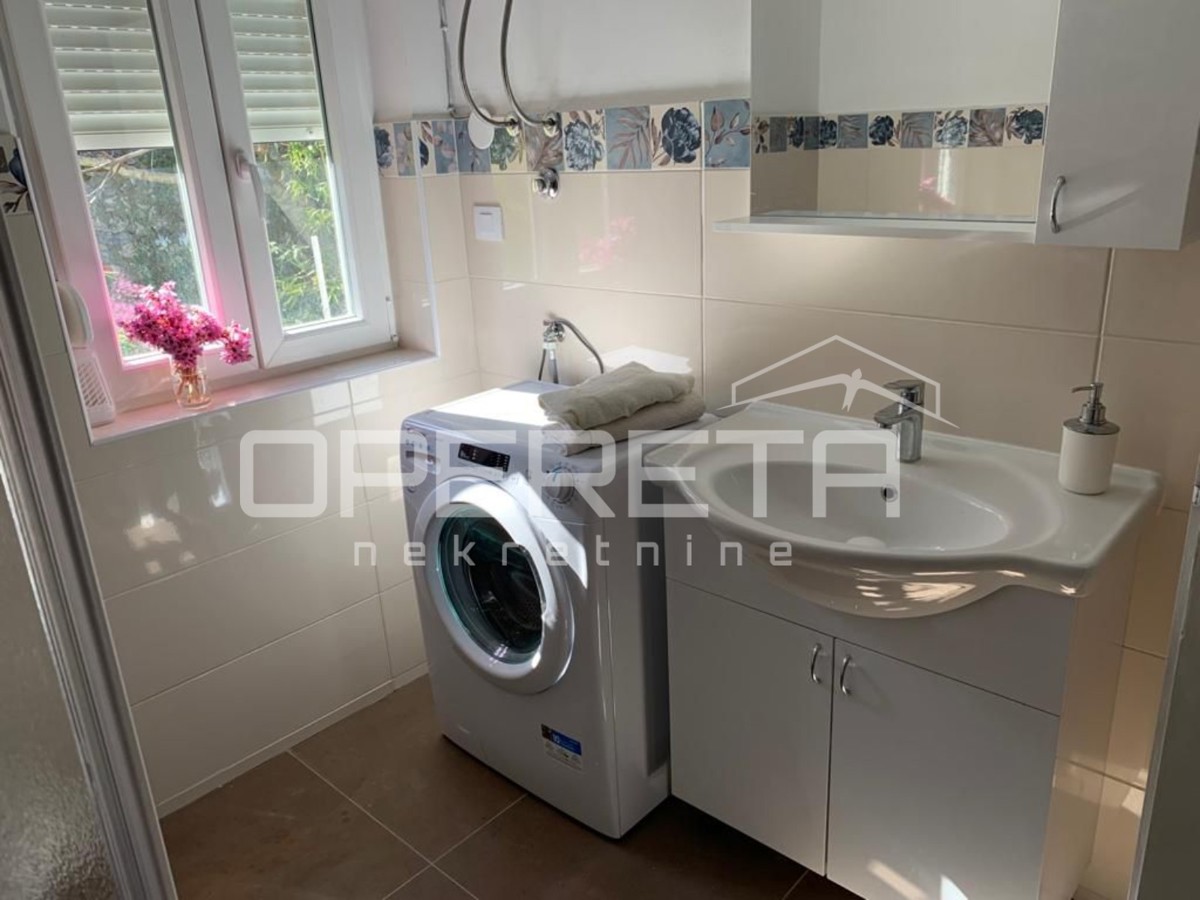 Casa con vista mare, 2 appartamenti, 50 m dal mare, Kali, Ugljan