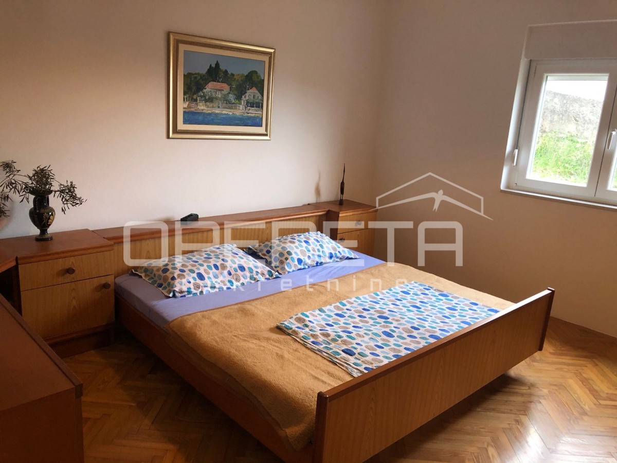 Casa con vista mare, 2 appartamenti, 50 m dal mare, Kali, Ugljan