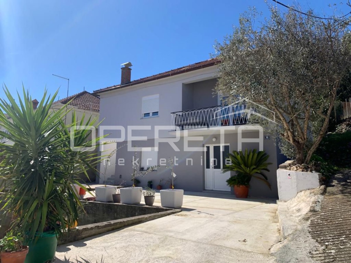 Casa con vista mare, 2 appartamenti, 50 m dal mare, Kali, Ugljan