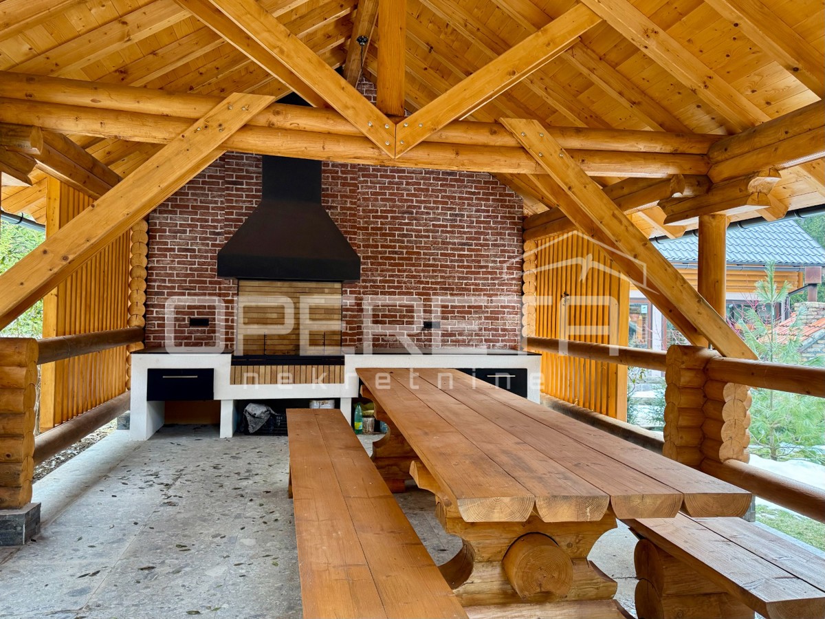 VENDITA, GORSKI KOTAR, MRKOPALJ, CASA DI MONTAGNA.