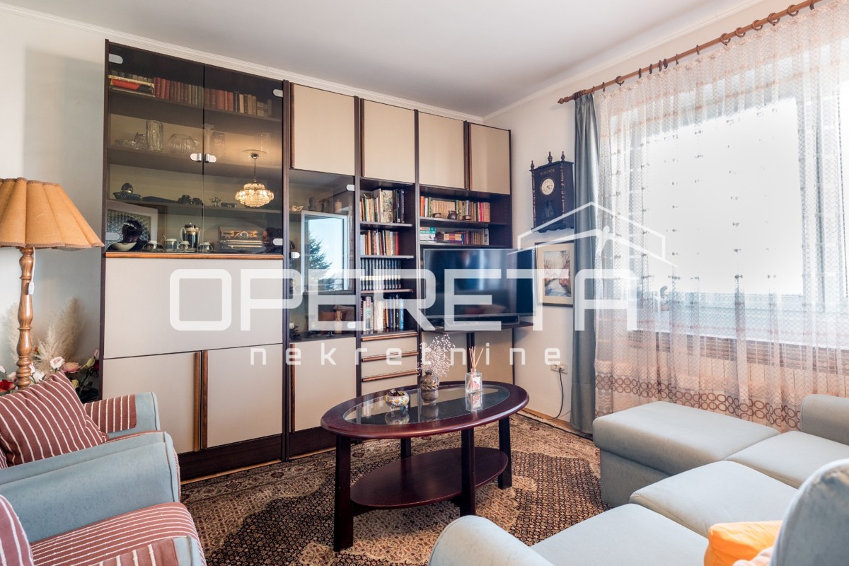 Vendita, Casa, Vrhovec, Vrhovec, Indipendente, 215m2