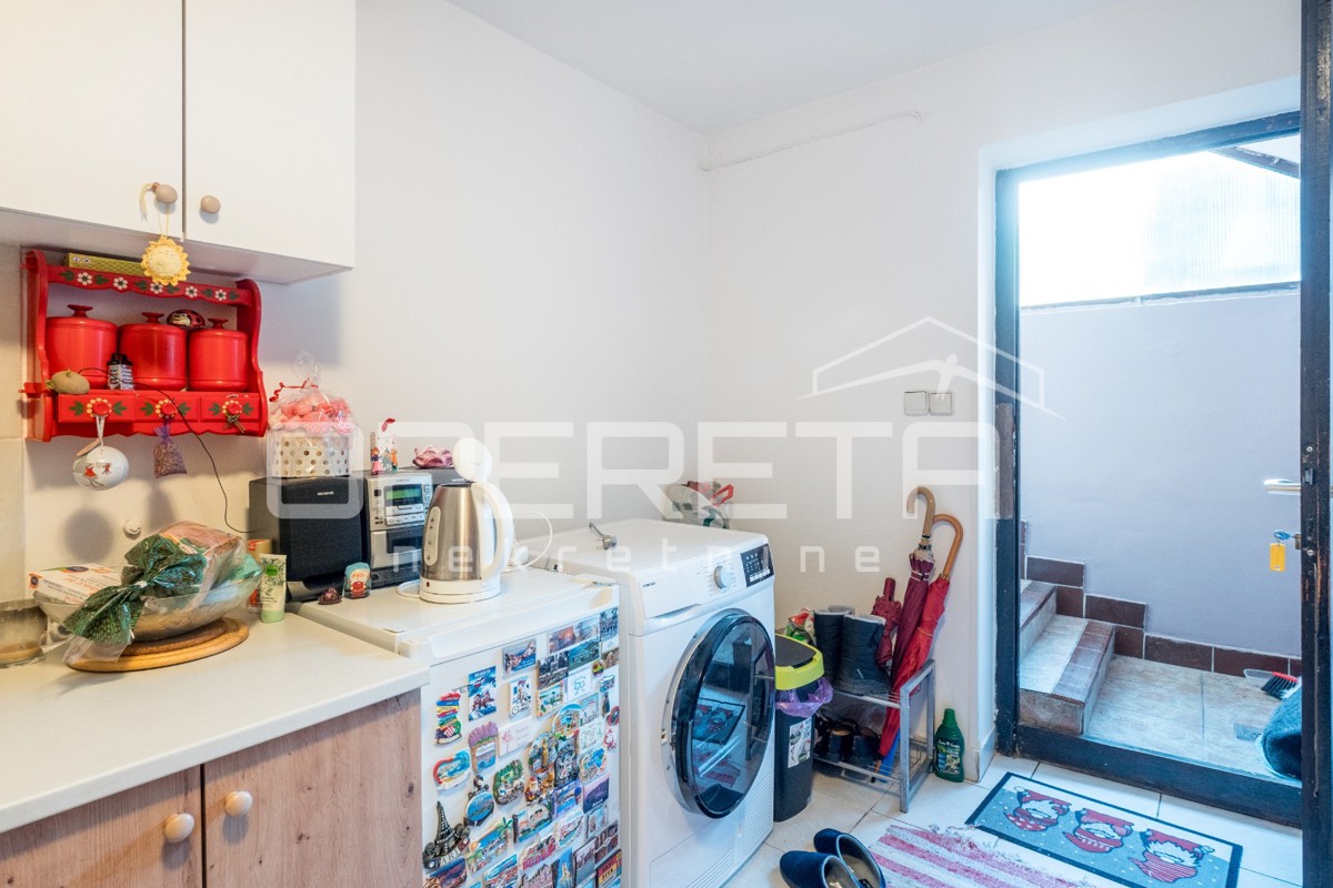 Vendita, Casa, Rudeš, Vivodinska, Semiindipendente, 230m2