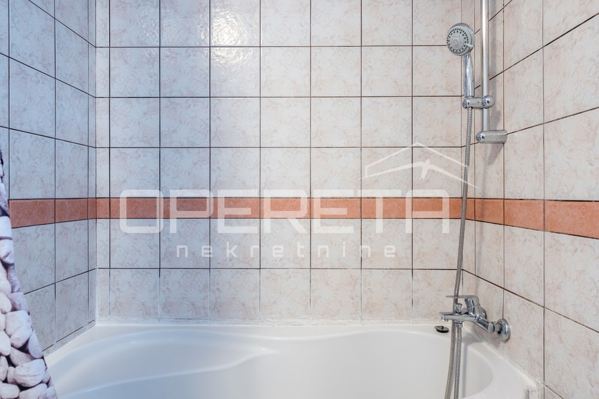 Vendita, Casa, Rudeš, Vivodinska, Semiindipendente, 230m2