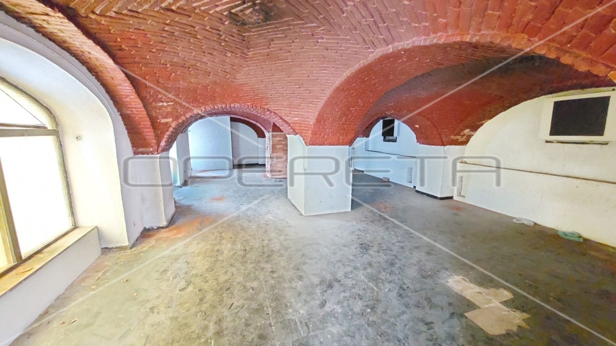 Vendita, Locale su strada, Centar, Ilica kod Cvjetnog trga, 316m2