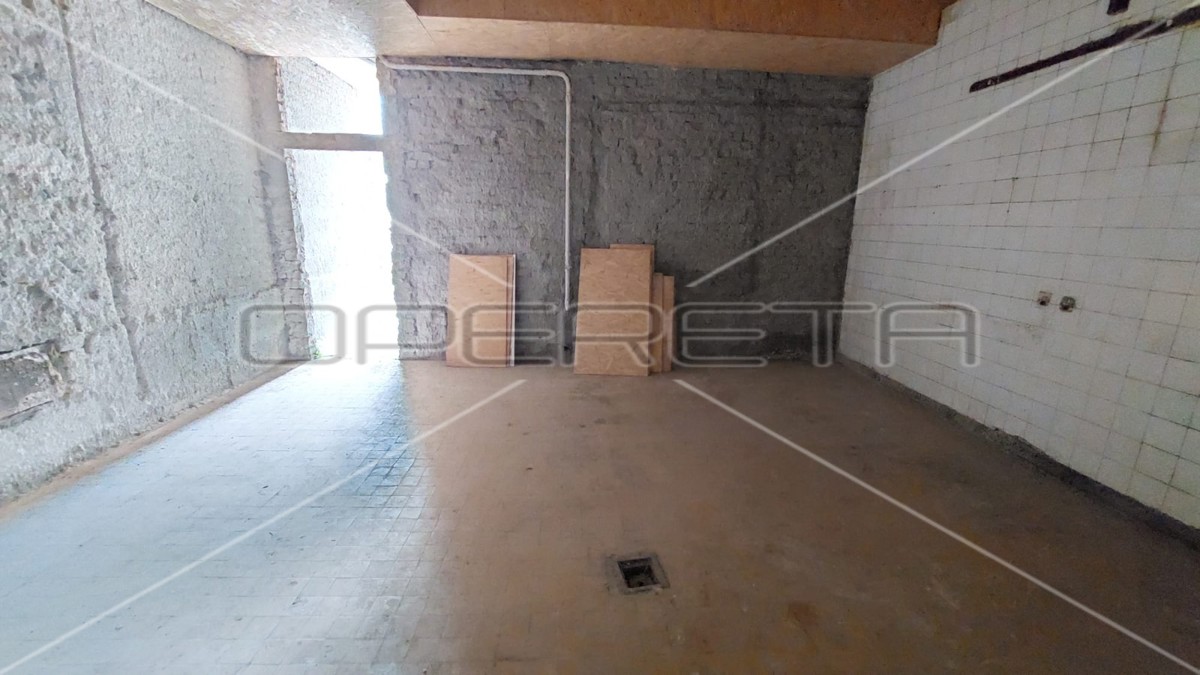 Vendita, Locale su strada, Centar, Ilica kod Cvjetnog trga, 316m2