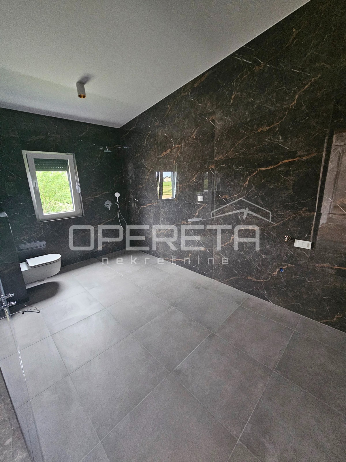 Vendita, Magazzino-Capannone, Brdovec, Putine bb, 510m2