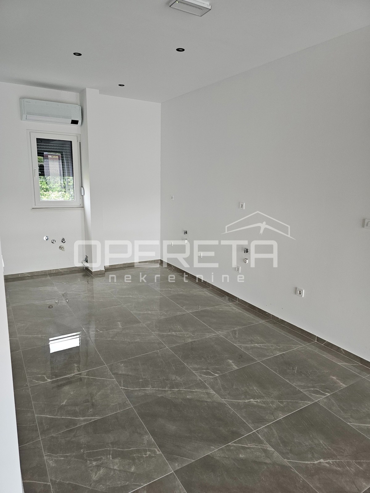 Vendita, Magazzino-Capannone, Brdovec, Putine bb, 510m2