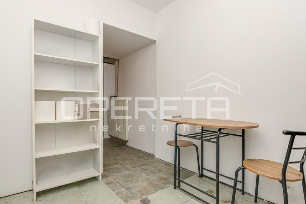 Vendita, Locale su strada, Špansko, Miroslava Milića , 45m2