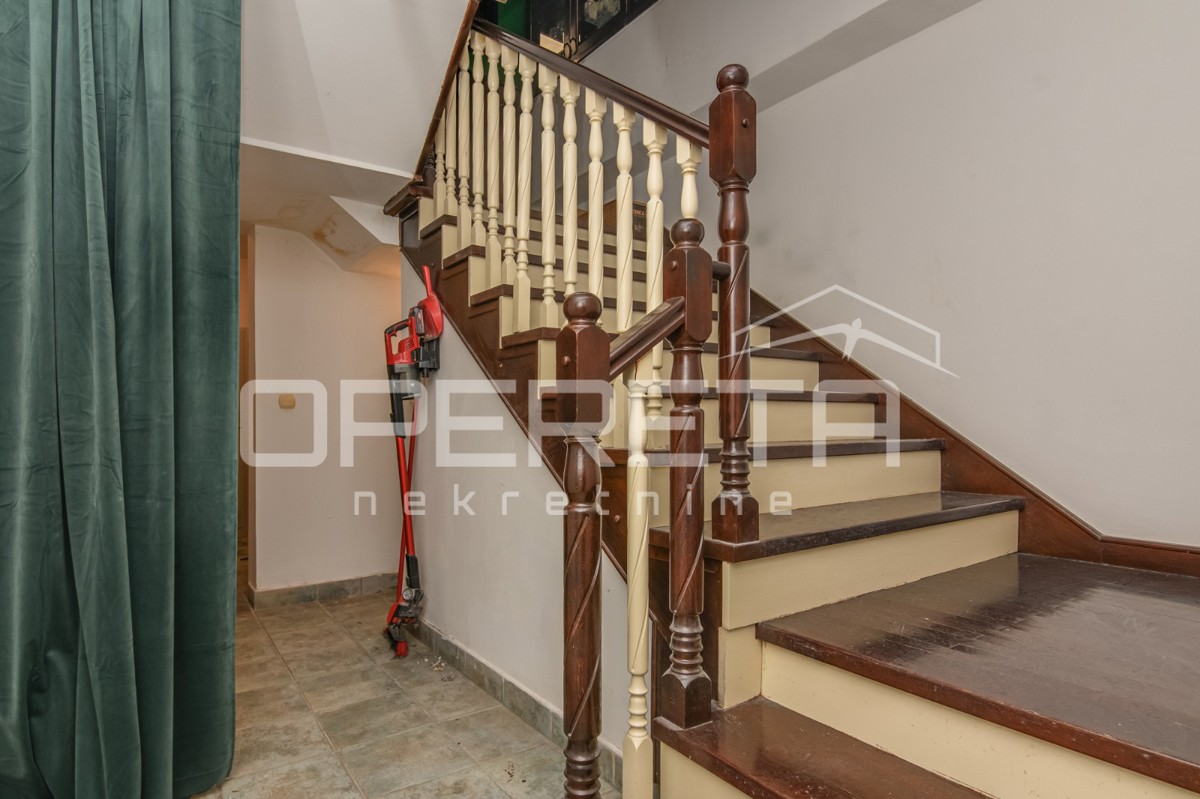 Vendita, Locale su strada, Špansko, Miroslava Milića , 45m2