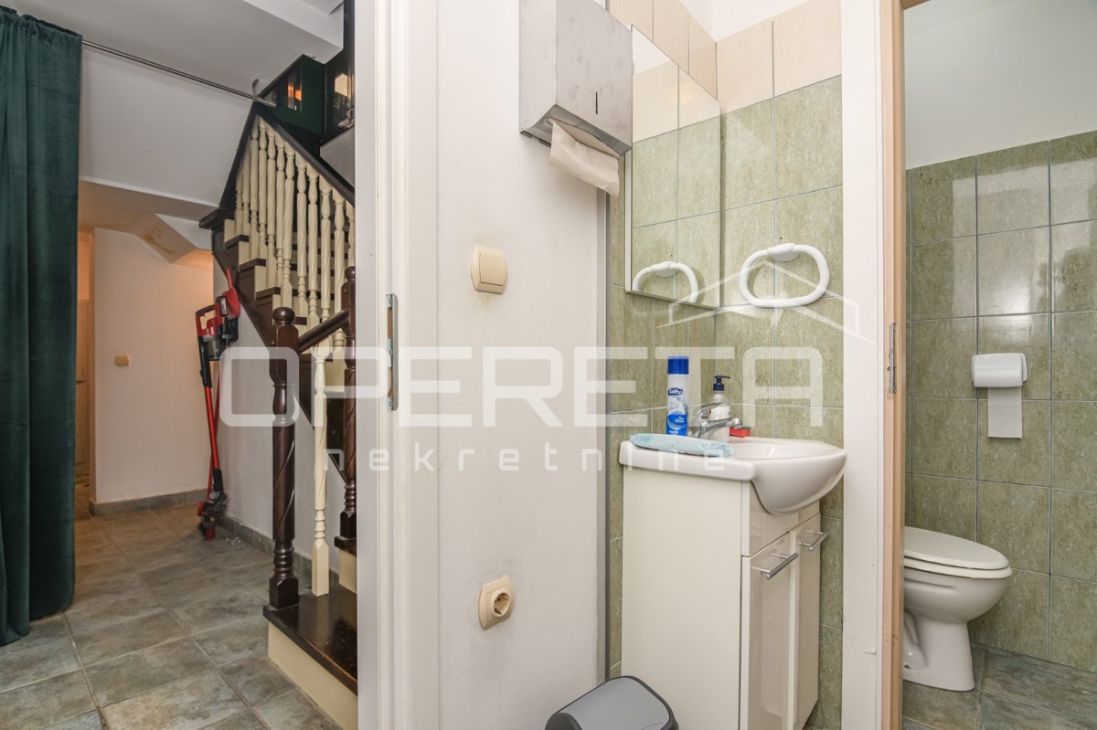 Vendita, Locale su strada, Špansko, Miroslava Milića , 45m2