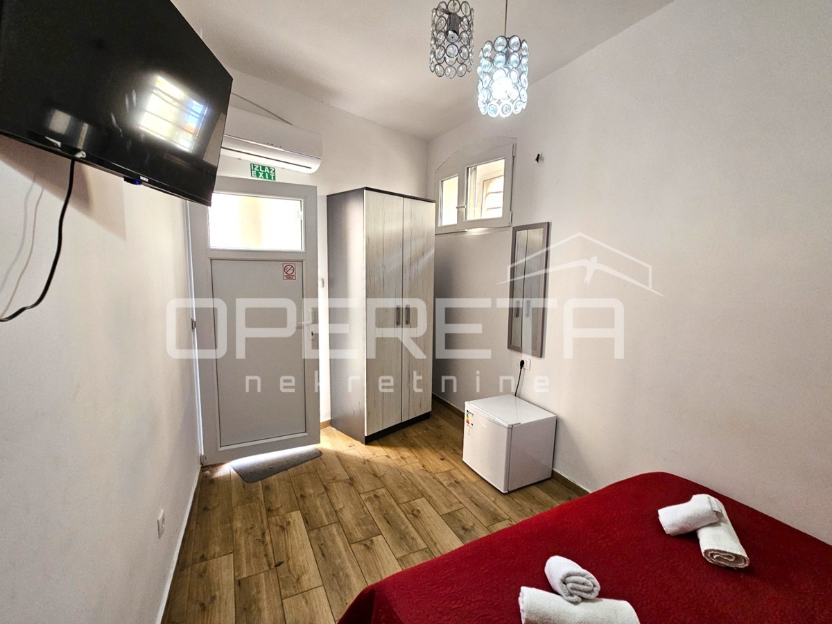 Vela Varoš, centro di Spalato, locale commerciale con potenziale turistico