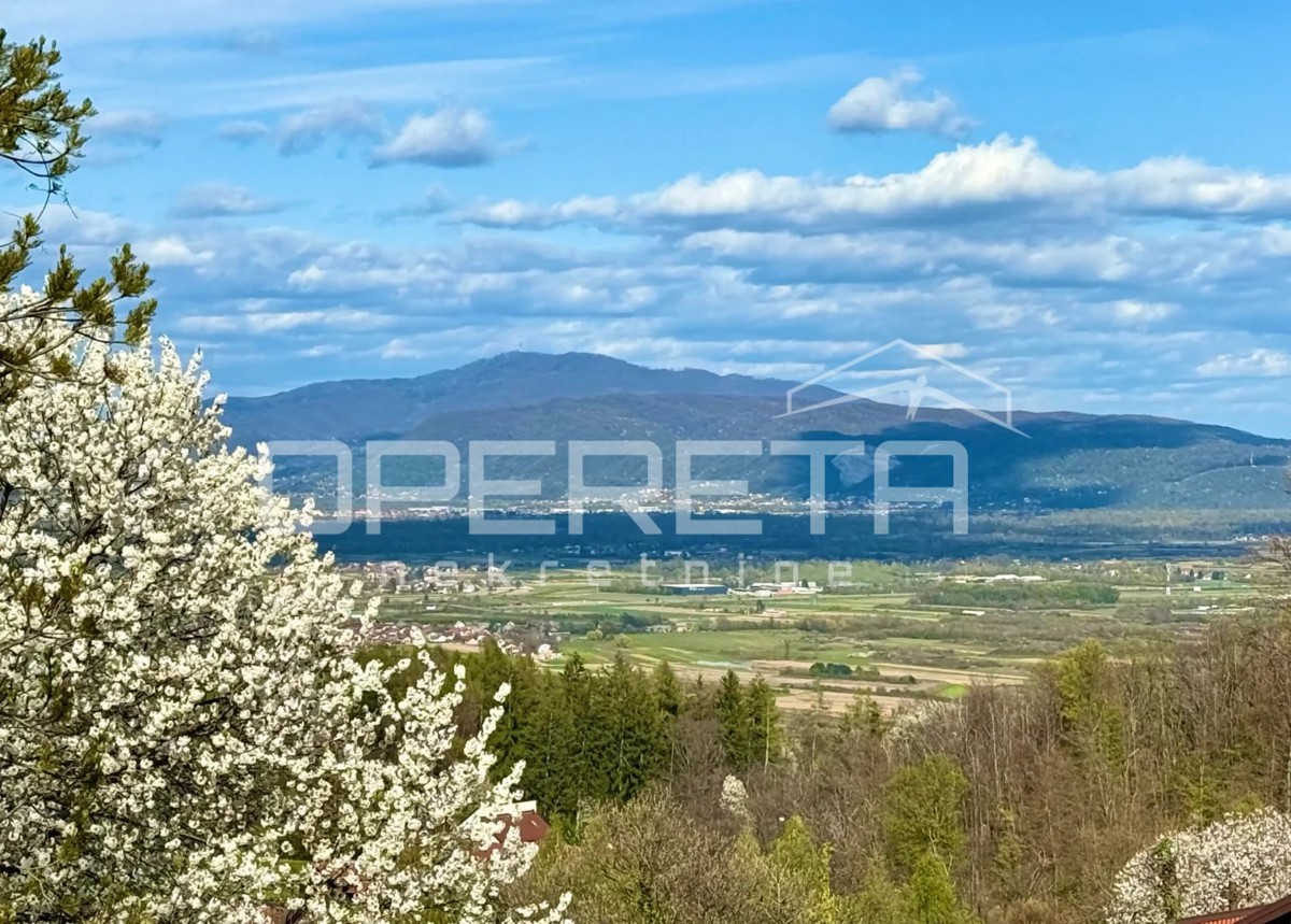 Vrhovčak, Vrhovčak, 730,00 m2, 80.300,00 EUR