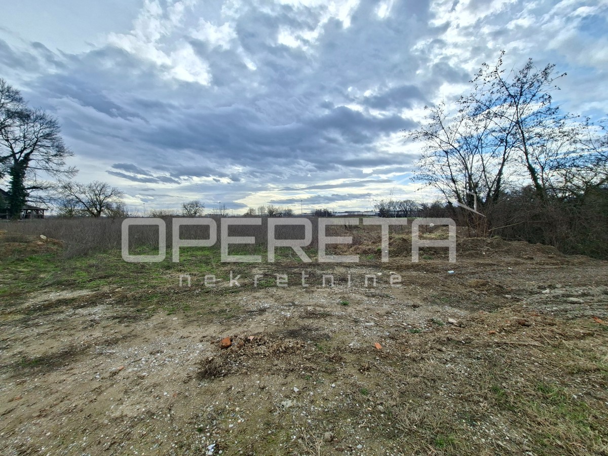 Bani, Buzin, 1.717,00 m2, 380.000,00 EUR