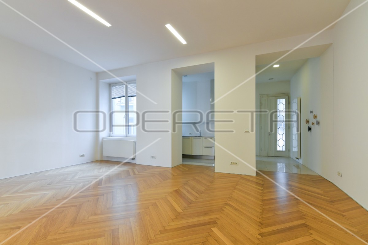 Vendita, Appartamento, Centar, Ilica , 2l, 130m2