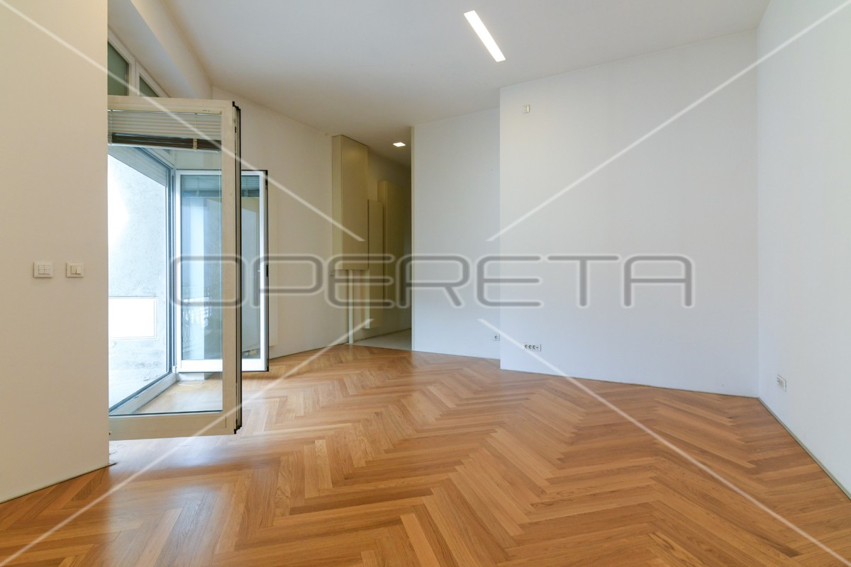 Vendita, Appartamento, Centar, Ilica , 2l, 130m2