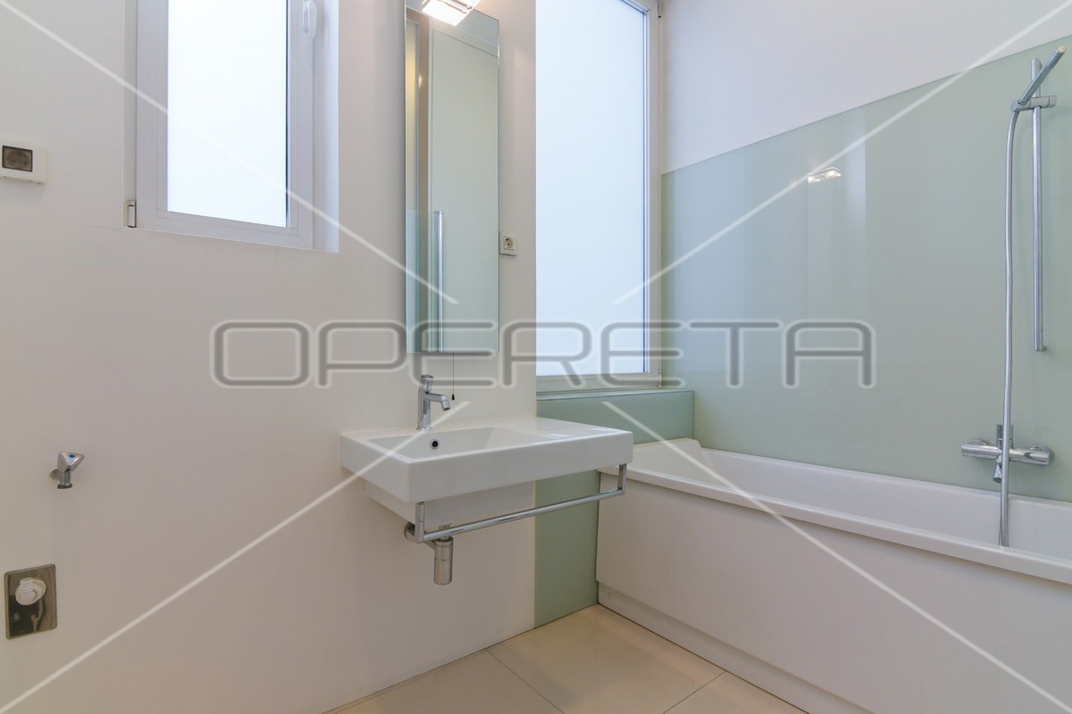 Vendita, Appartamento, Centar, Ilica , 2l, 130m2