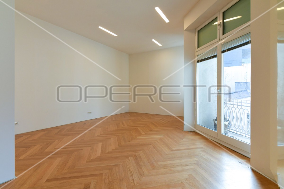 Vendita, Appartamento, Centar, Ilica , 2l, 130m2