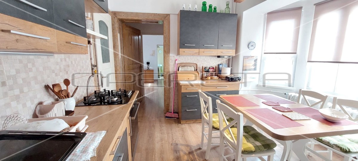 Vendita, Appartamento, Centar, Marulićev trg, 4l, 155m2